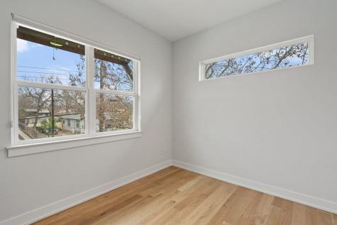 928 E 53rd 1/2 Street Austin TX 78751