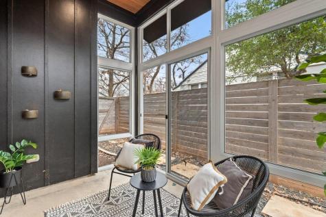 928 E 53rd 1/2 Street Austin TX 78751