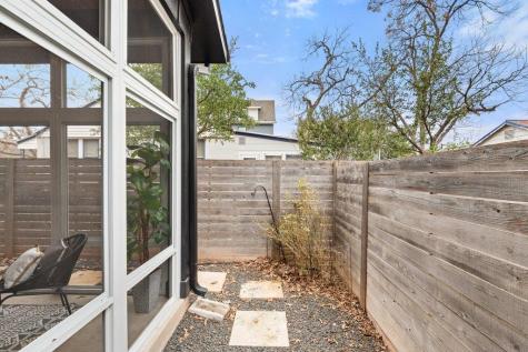 928 E 53rd 1/2 Street Austin TX 78751
