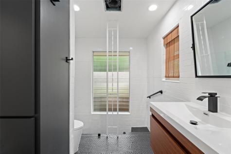1254 S Church Street Georgetown TX 78626