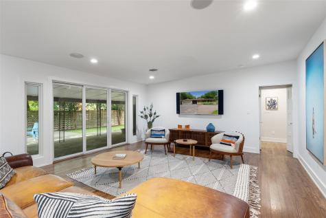 1254 S Church Street Georgetown TX 78626