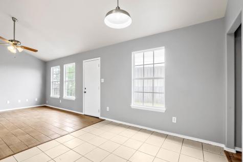 805 Debra Drive Taylor TX 76574
