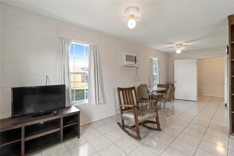 106 Overview Drive Zapata TX 78076