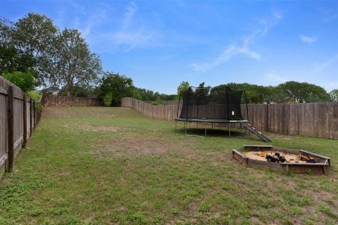 925 Stampede Road San Marcos TX 78666