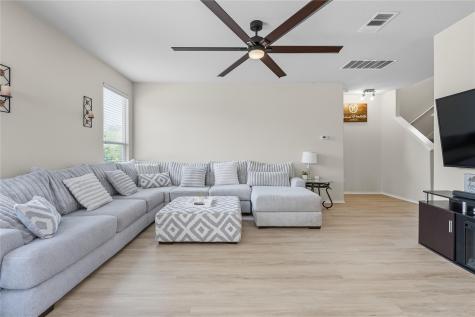 381 Bloomsbury Drive Kyle TX 78640