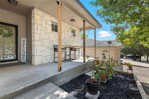 381 Bloomsbury Drive Kyle TX 78640