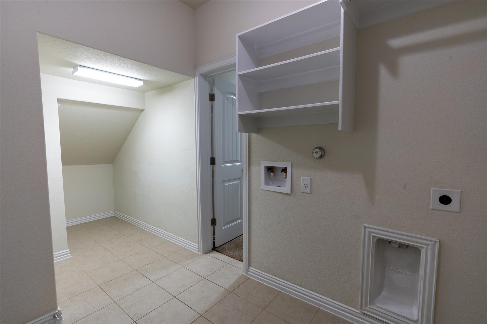 634 Blossom Valley Stream Buda TX 78610