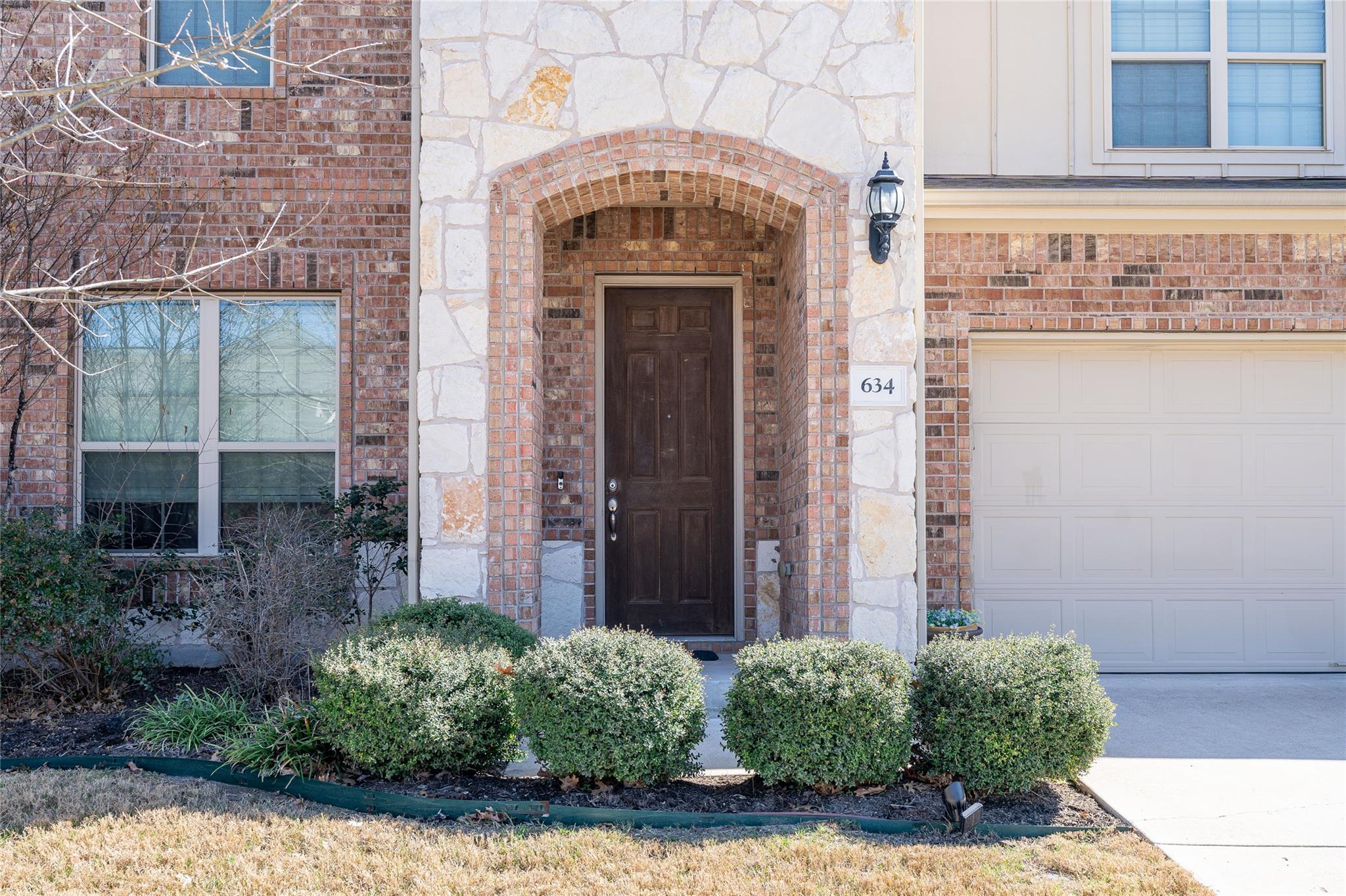 634 Blossom Valley Stream Buda TX 78610