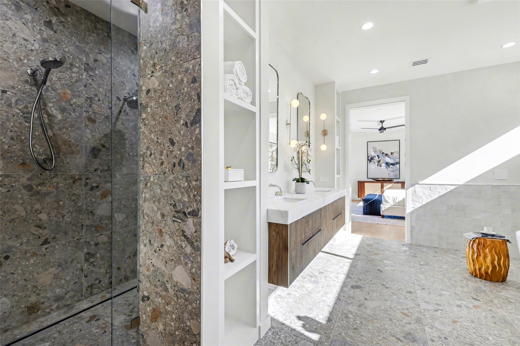 2404 Camino Alto Road West Lake Hills TX 78746
