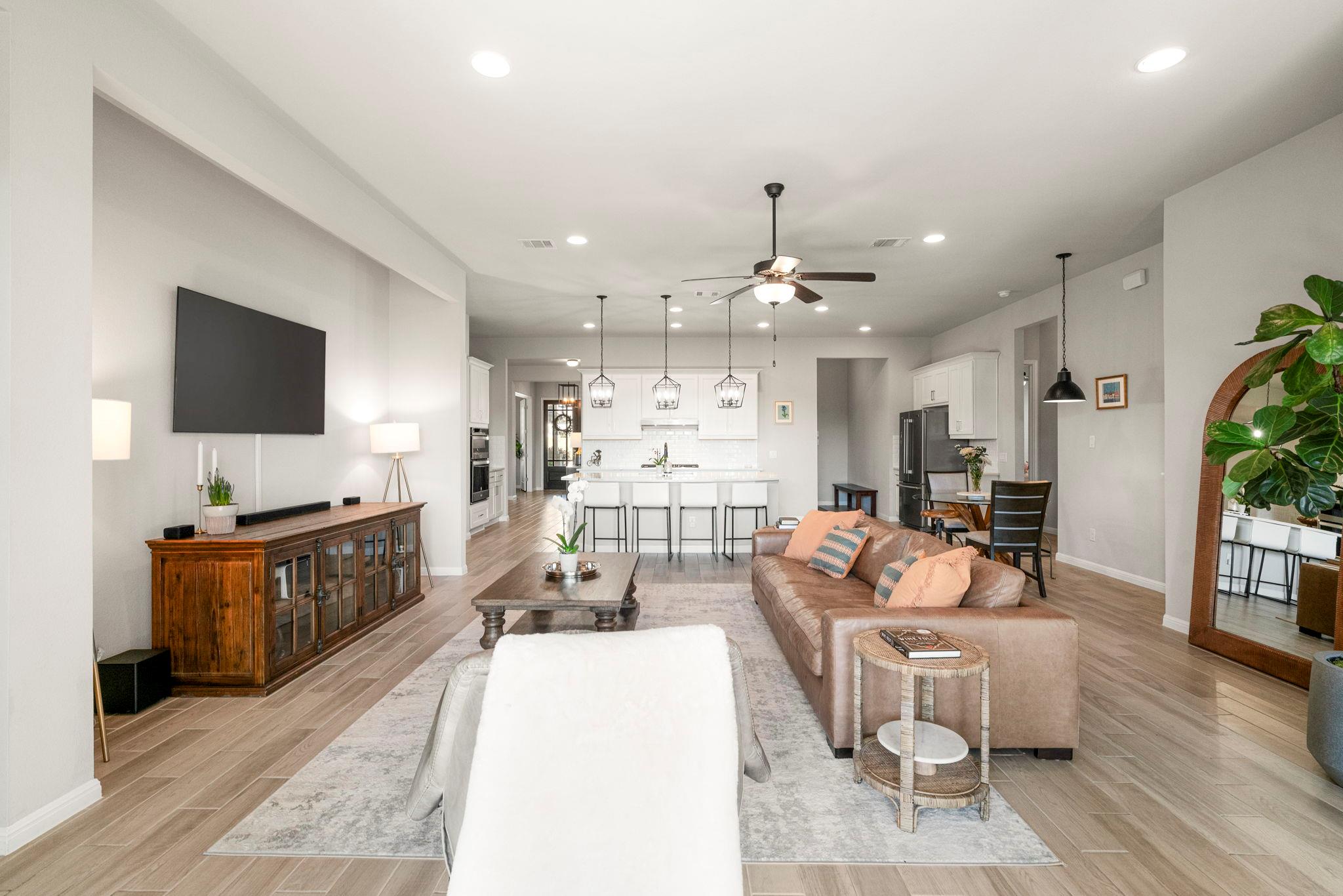 546 Hazy Hills Loop Dripping Springs TX 78620