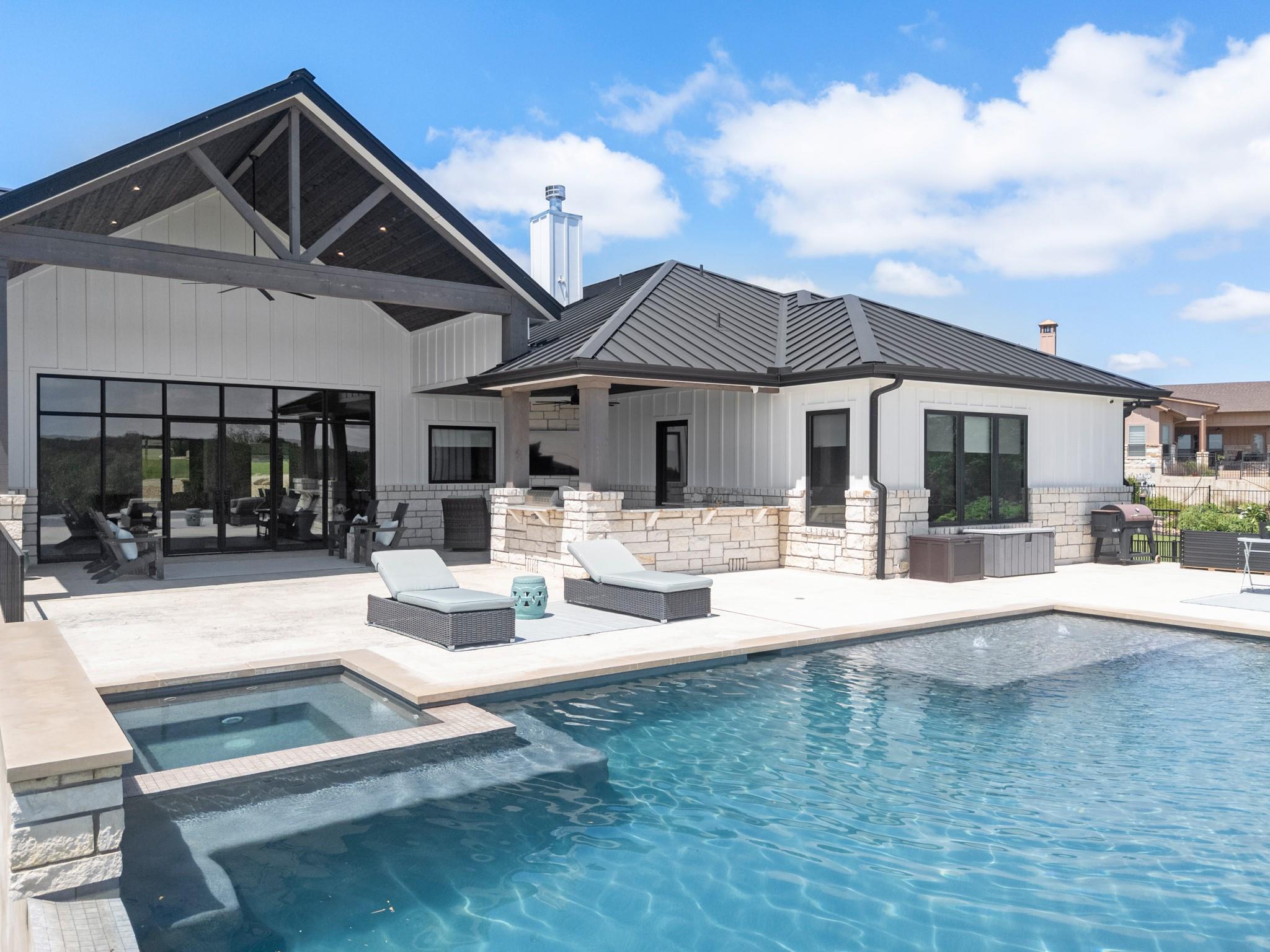 1021 Lower Peninsula Loop Georgetown TX 78633