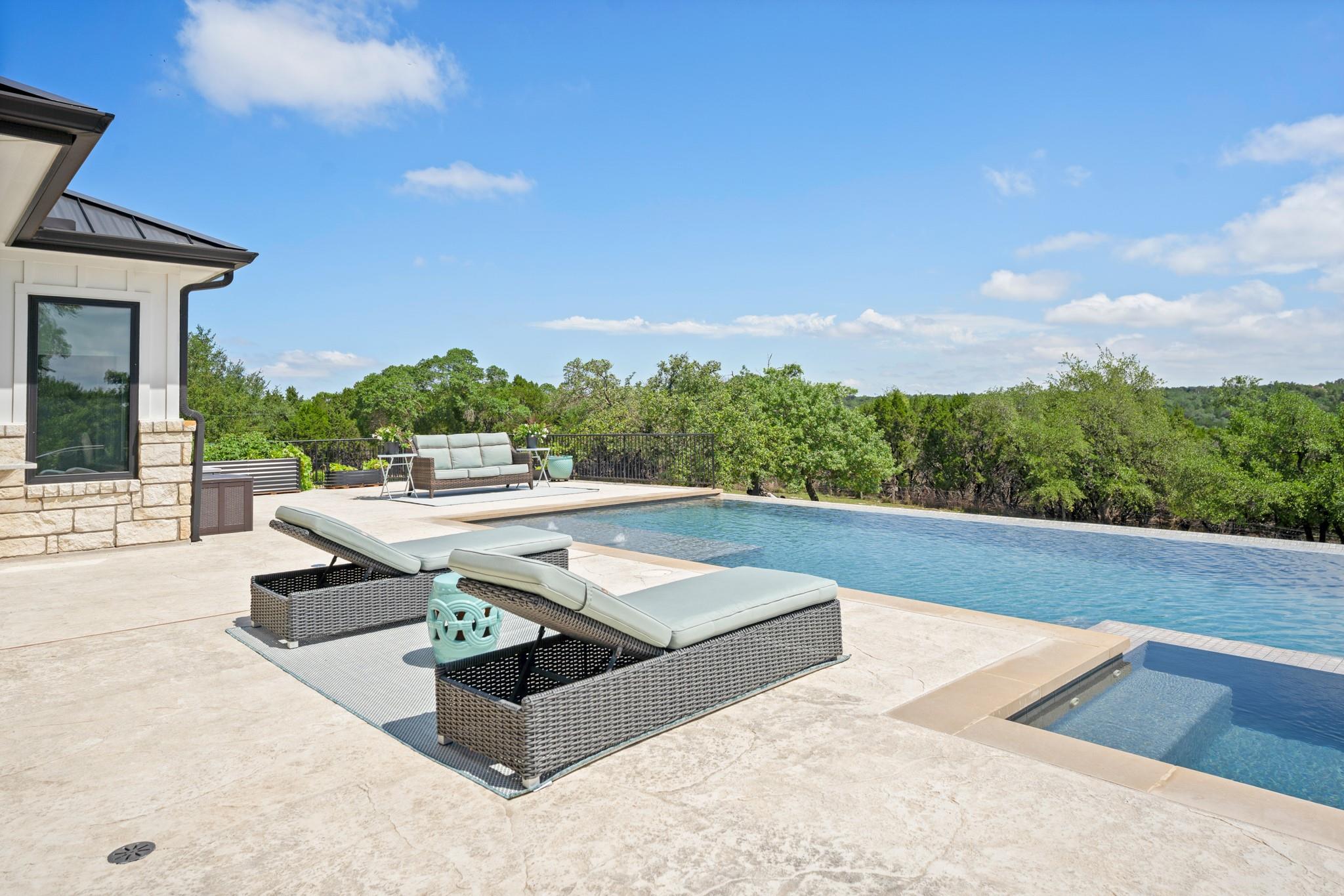 1021 Lower Peninsula Loop Georgetown TX 78633