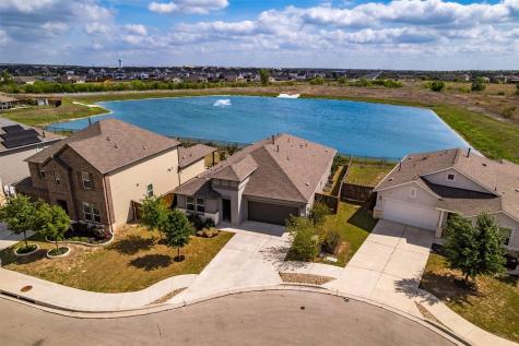 1000 Moose Road Hutto TX 78634