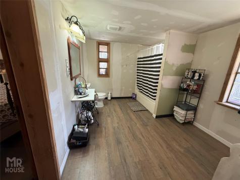 710 County Road 2865 Cleveland TX 77327