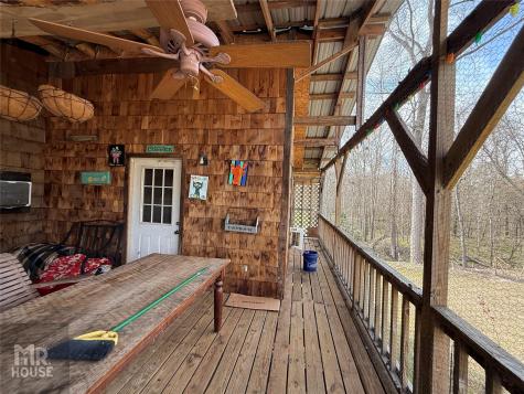 710 County Road 2865 Cleveland TX 77327