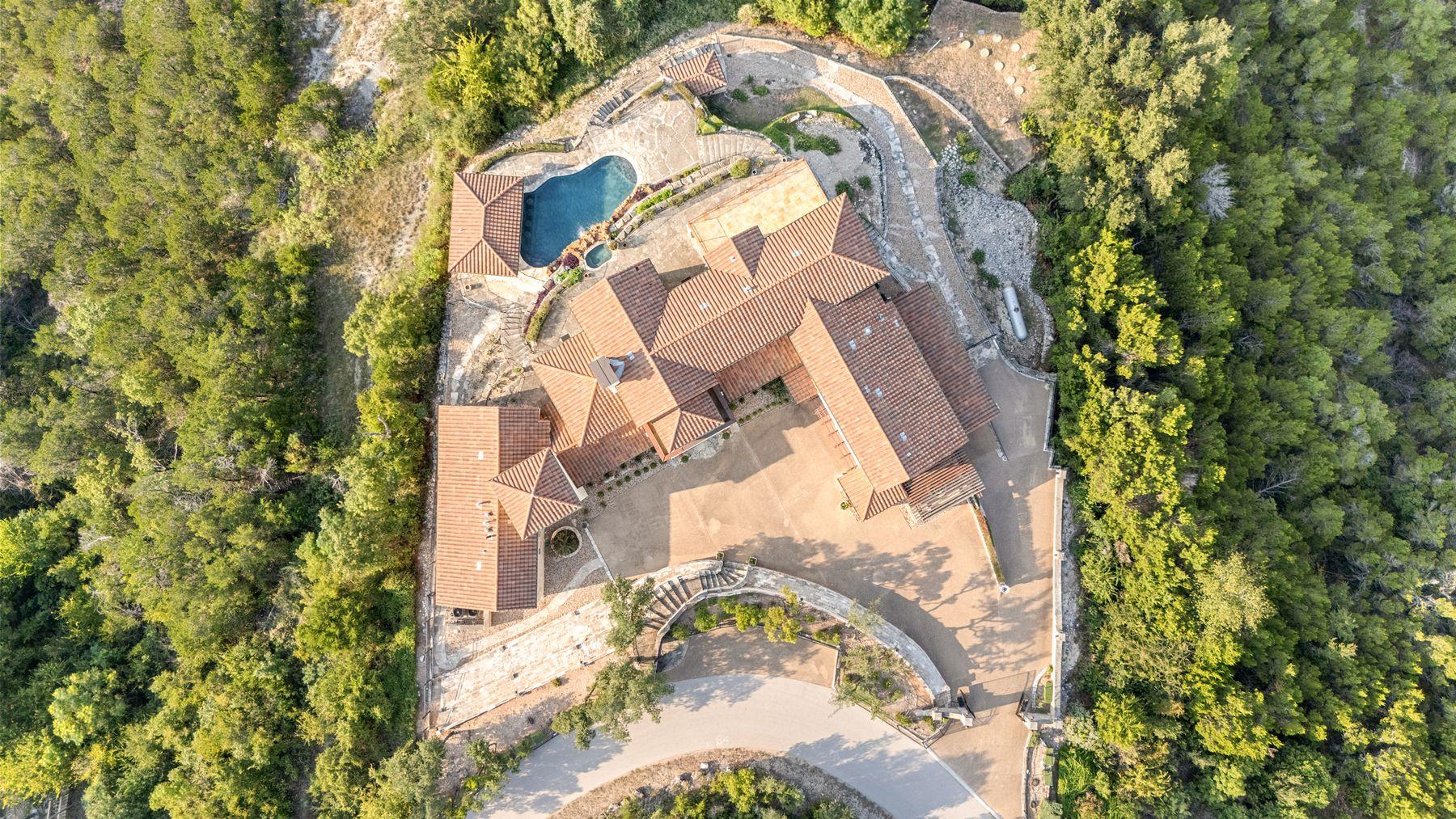 12600 Lyndon Drive Austin TX 78732