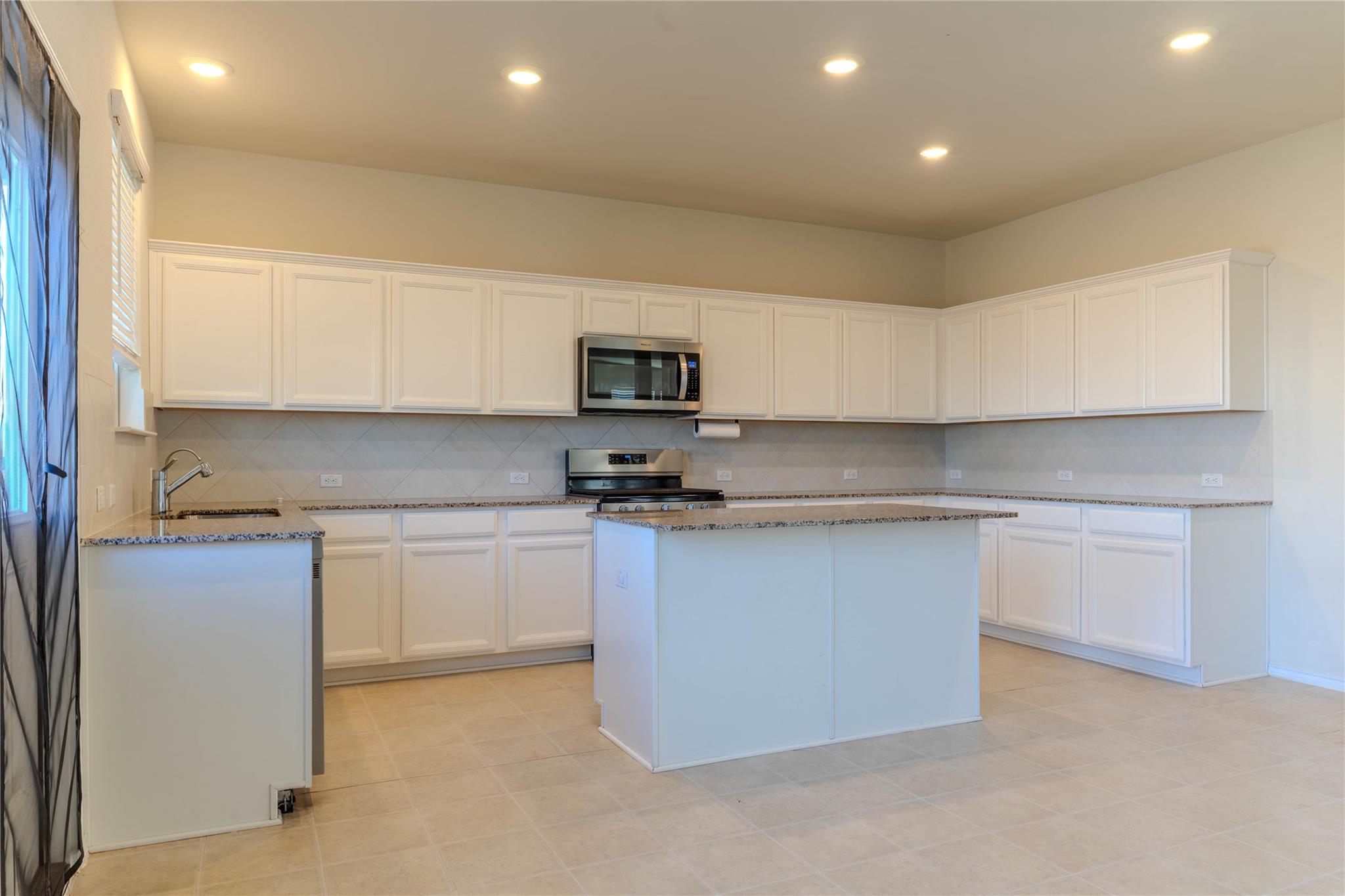620 English Oak Street Georgetown TX 78626