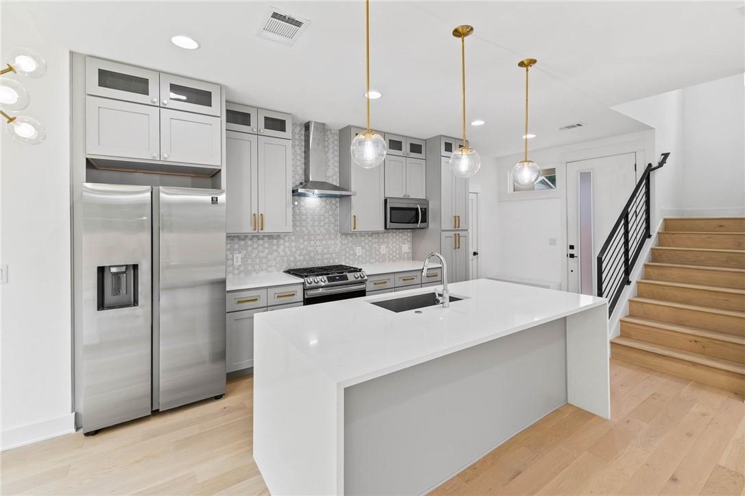 3321 Hemlock Avenue Austin TX 78722