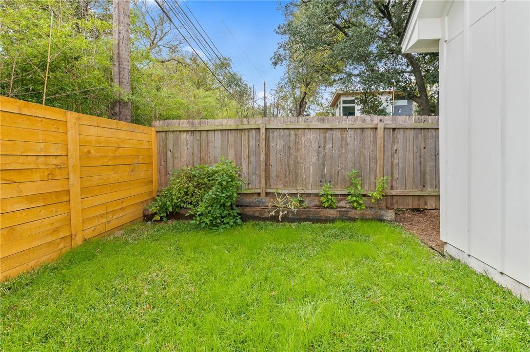 3321 Hemlock Avenue Austin TX 78722