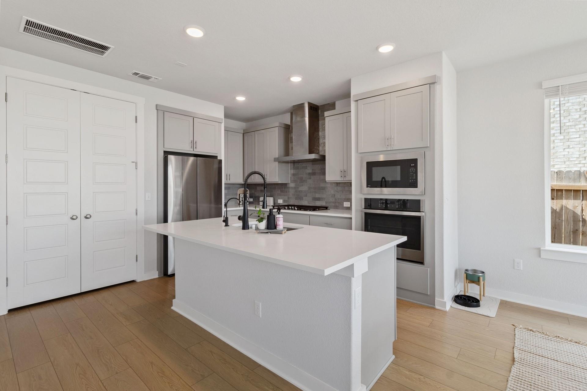 6406 Mallord Brook Bend Buda TX 78610
