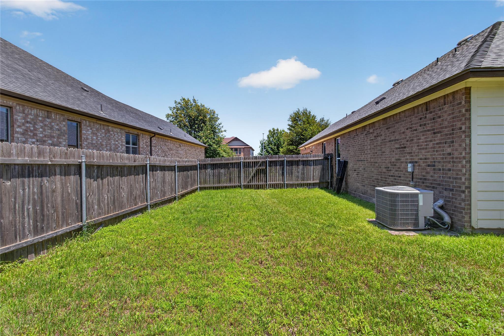 1005 Lonesome Lilly Way Pflugerville TX 78660