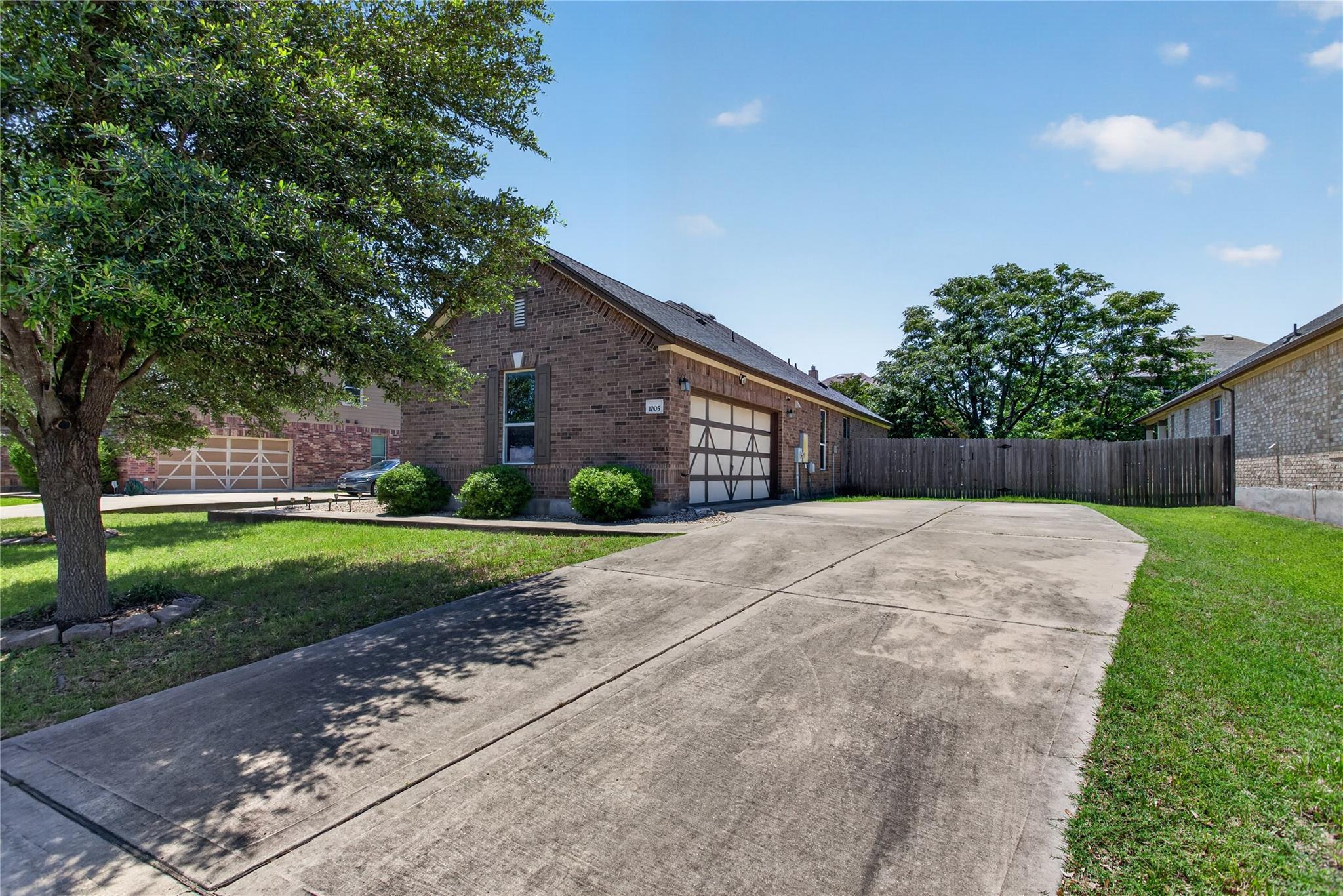 1005 Lonesome Lilly Way Pflugerville TX 78660