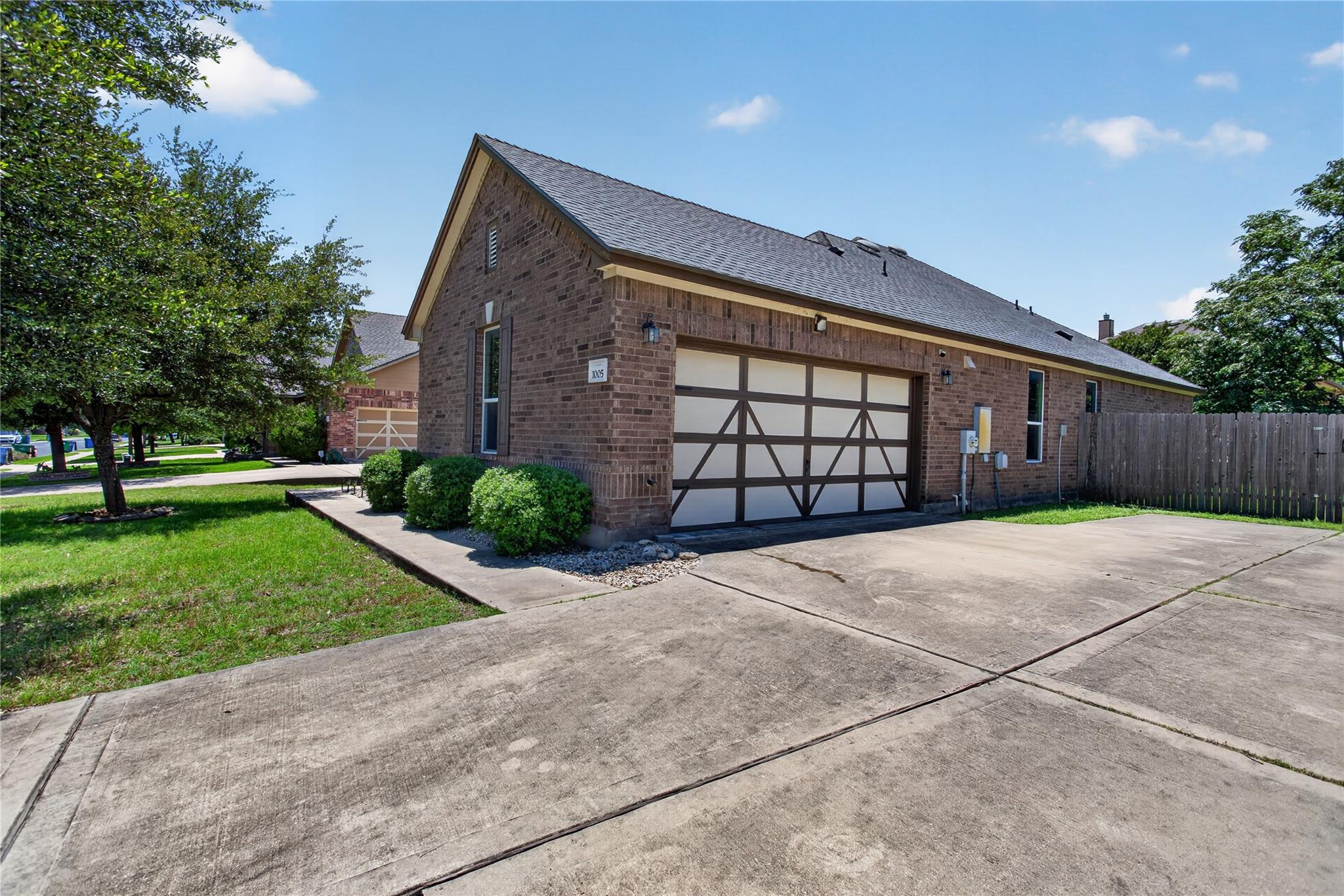 1005 Lonesome Lilly Way Pflugerville TX 78660