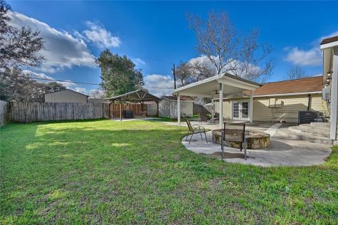 1702 Rampart Street Columbus TX 78934
