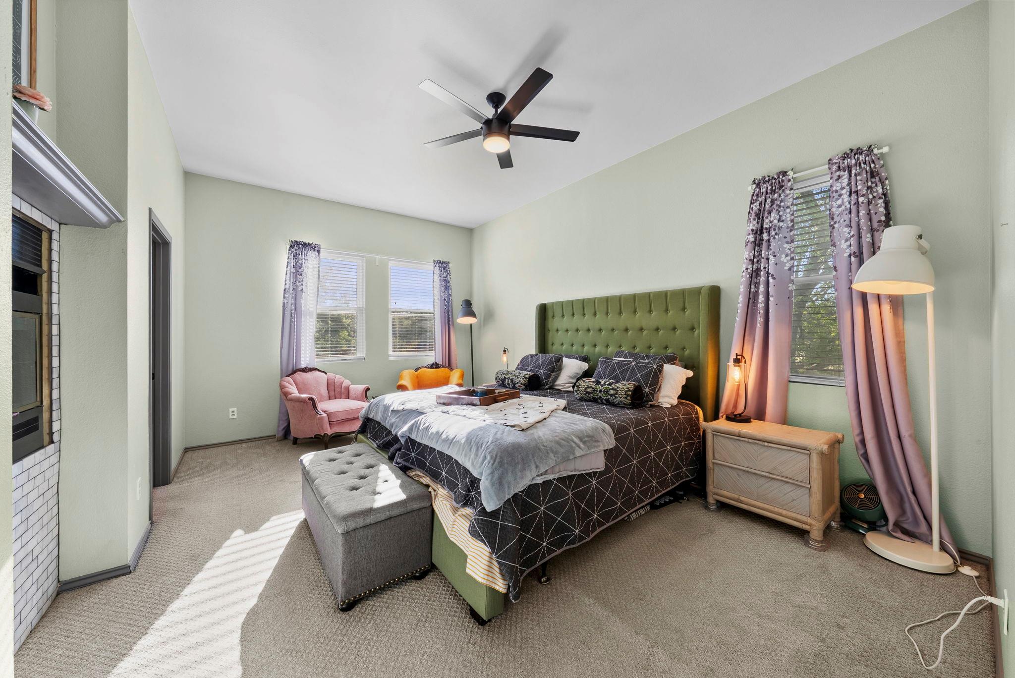 8102 Flashpan Cove Austin TX 78729