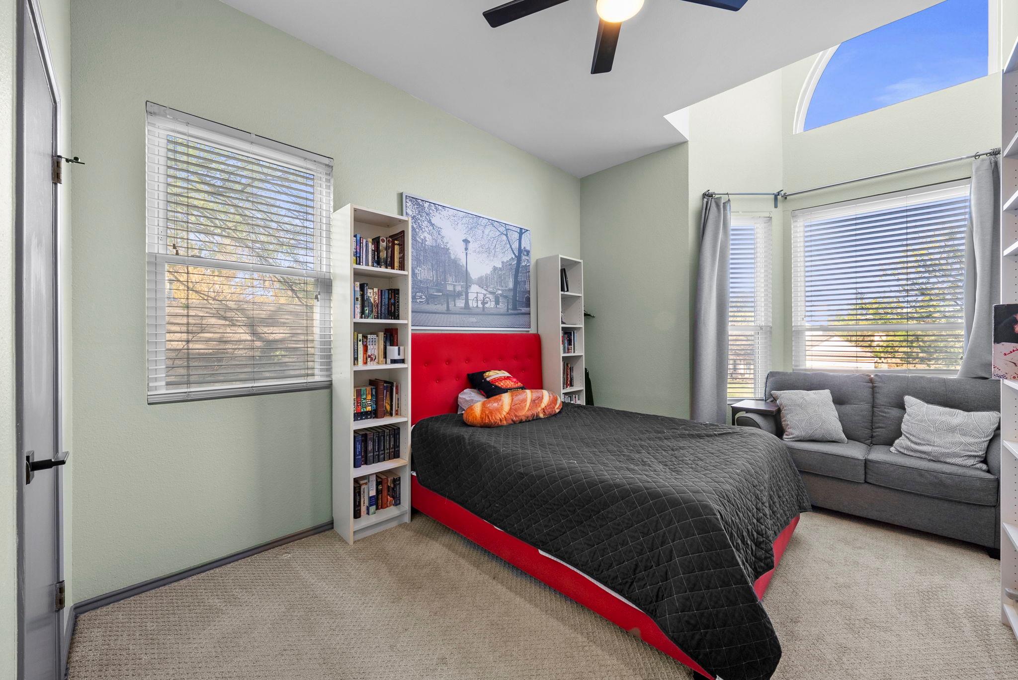 8102 Flashpan Cove Austin TX 78729