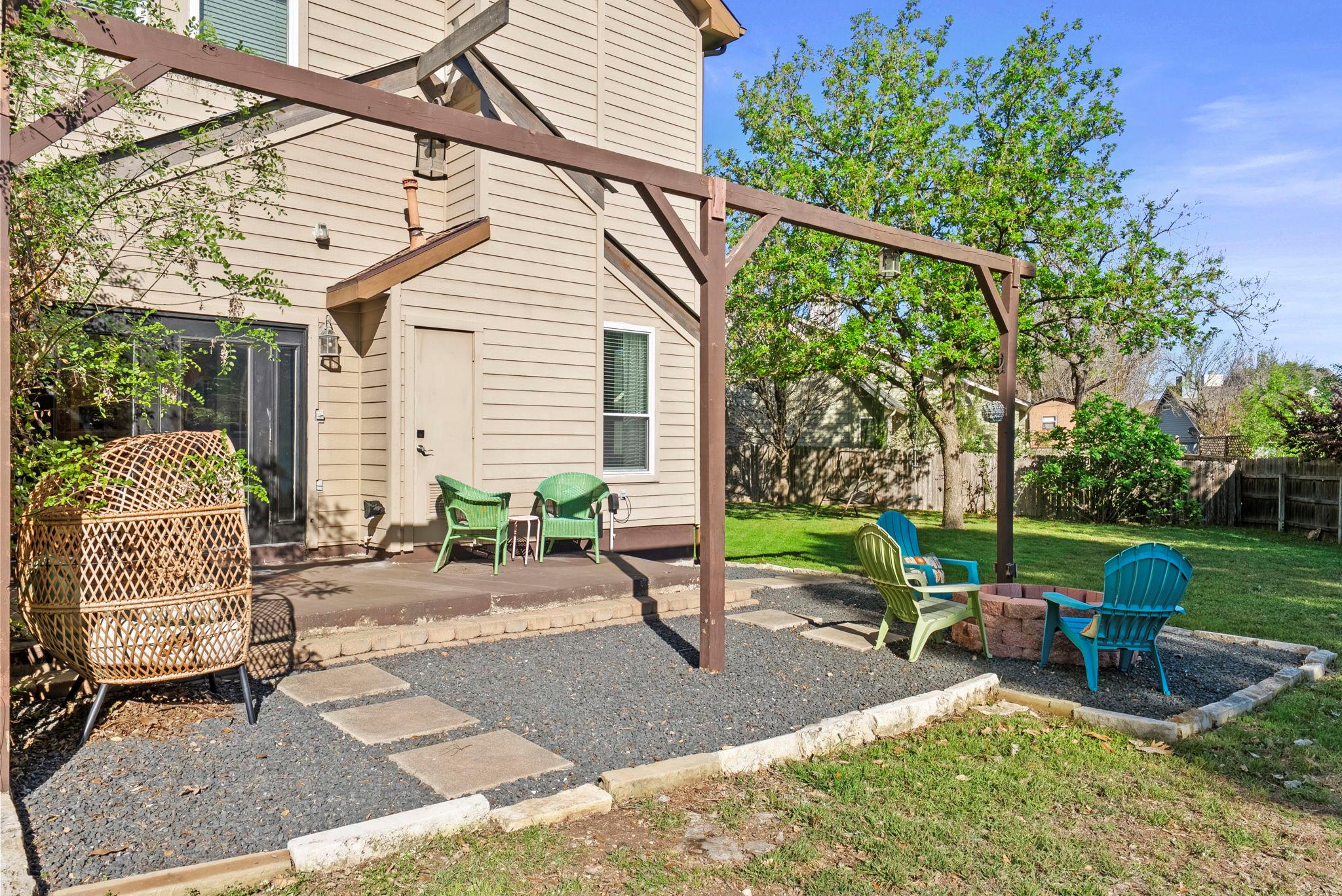 8102 Flashpan Cove Austin TX 78729