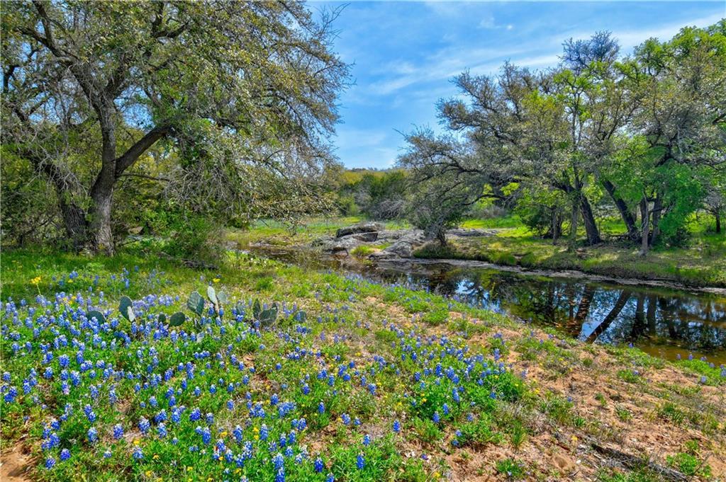 4113 Sugarloaf Drive Austin TX 78738