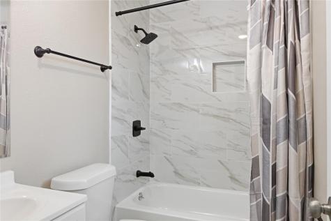 1841 Twin Oaks Kingsland TX 78639