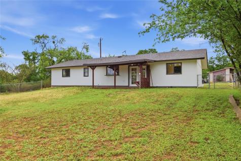 1841 Twin Oaks Kingsland TX 78639