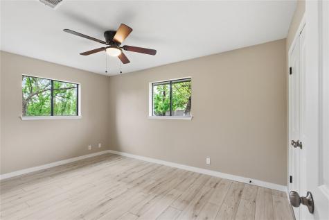 1841 Twin Oaks Kingsland TX 78639