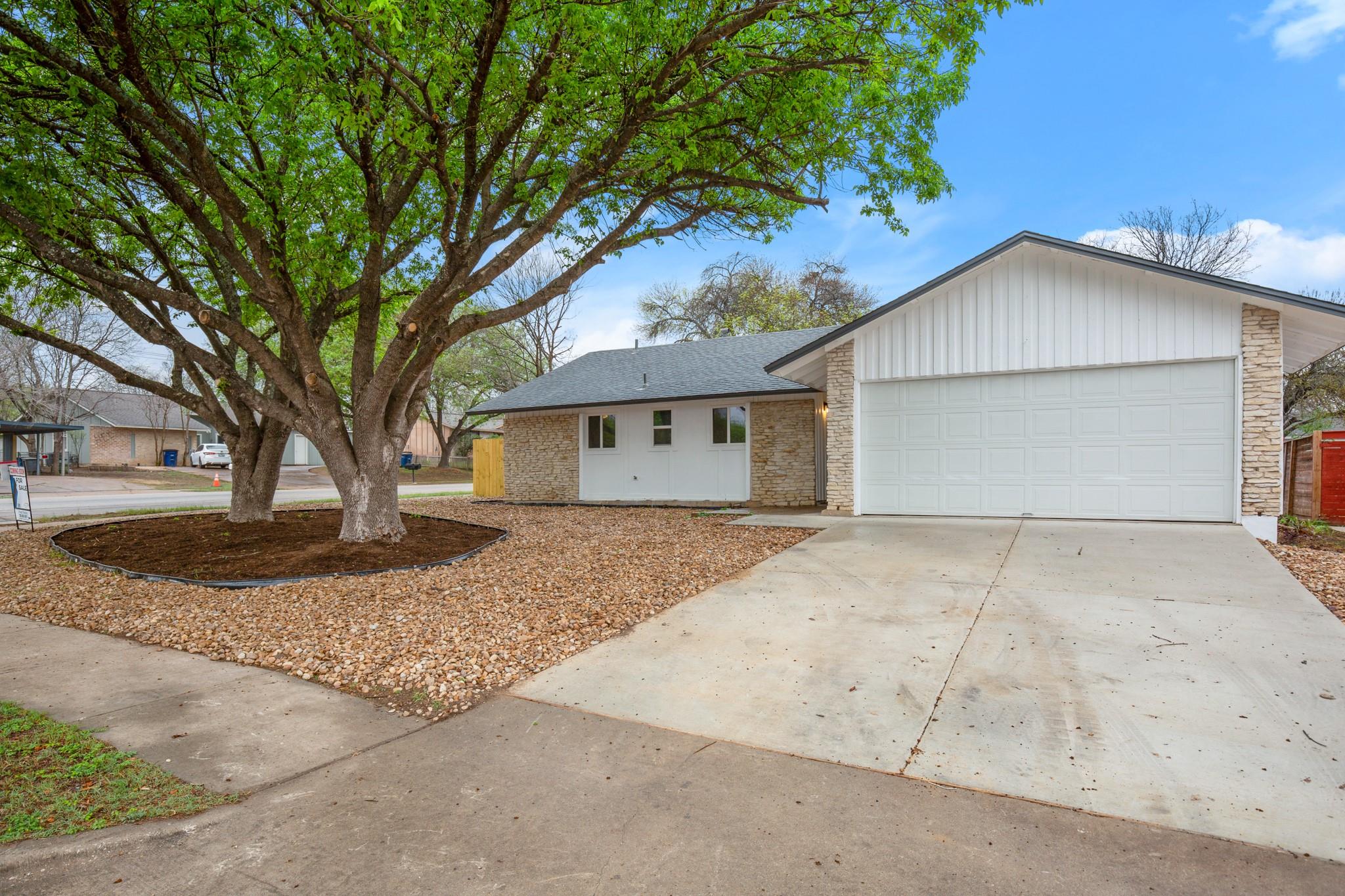 2100 Deadwood Drive Austin TX 78744