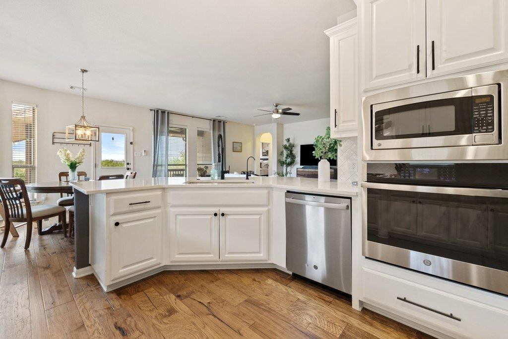 22332 Rock Wren Road Spicewood TX 78669