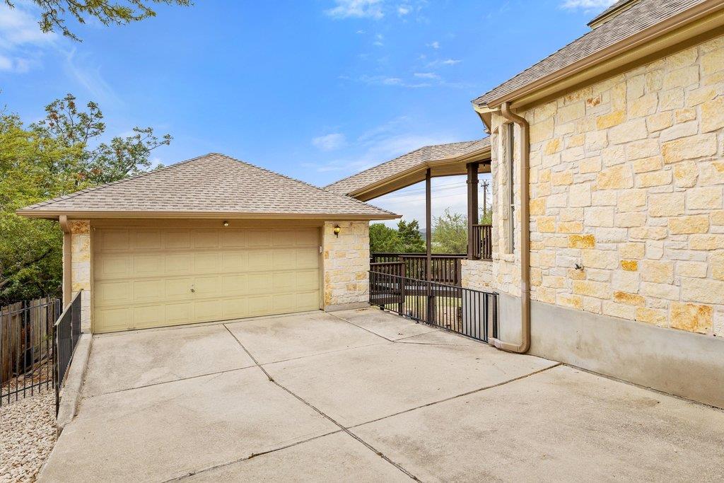 22332 Rock Wren Road Spicewood TX 78669