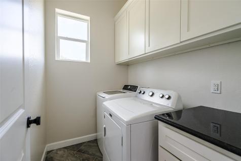 1354 Old Pin Oak Road Paige TX 78659