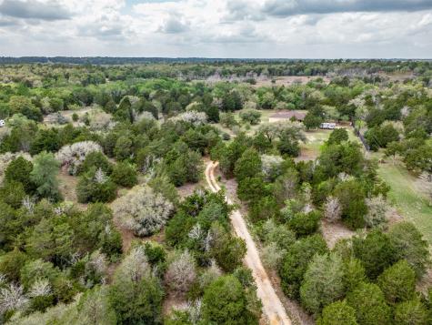 1354 Old Pin Oak Road Paige TX 78659