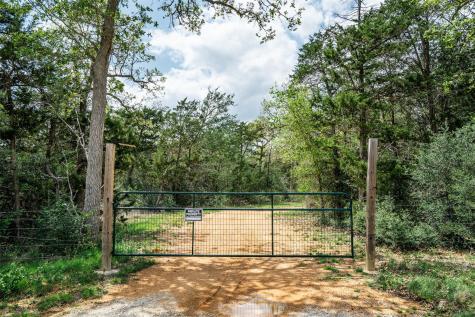 1354 Old Pin Oak Road Paige TX 78659