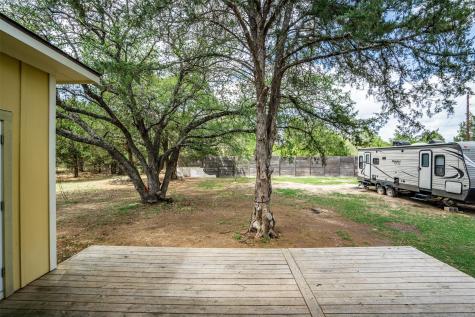 1354 Old Pin Oak Road Paige TX 78659