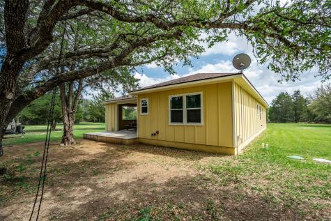 1354 Old Pin Oak Road Paige TX 78659