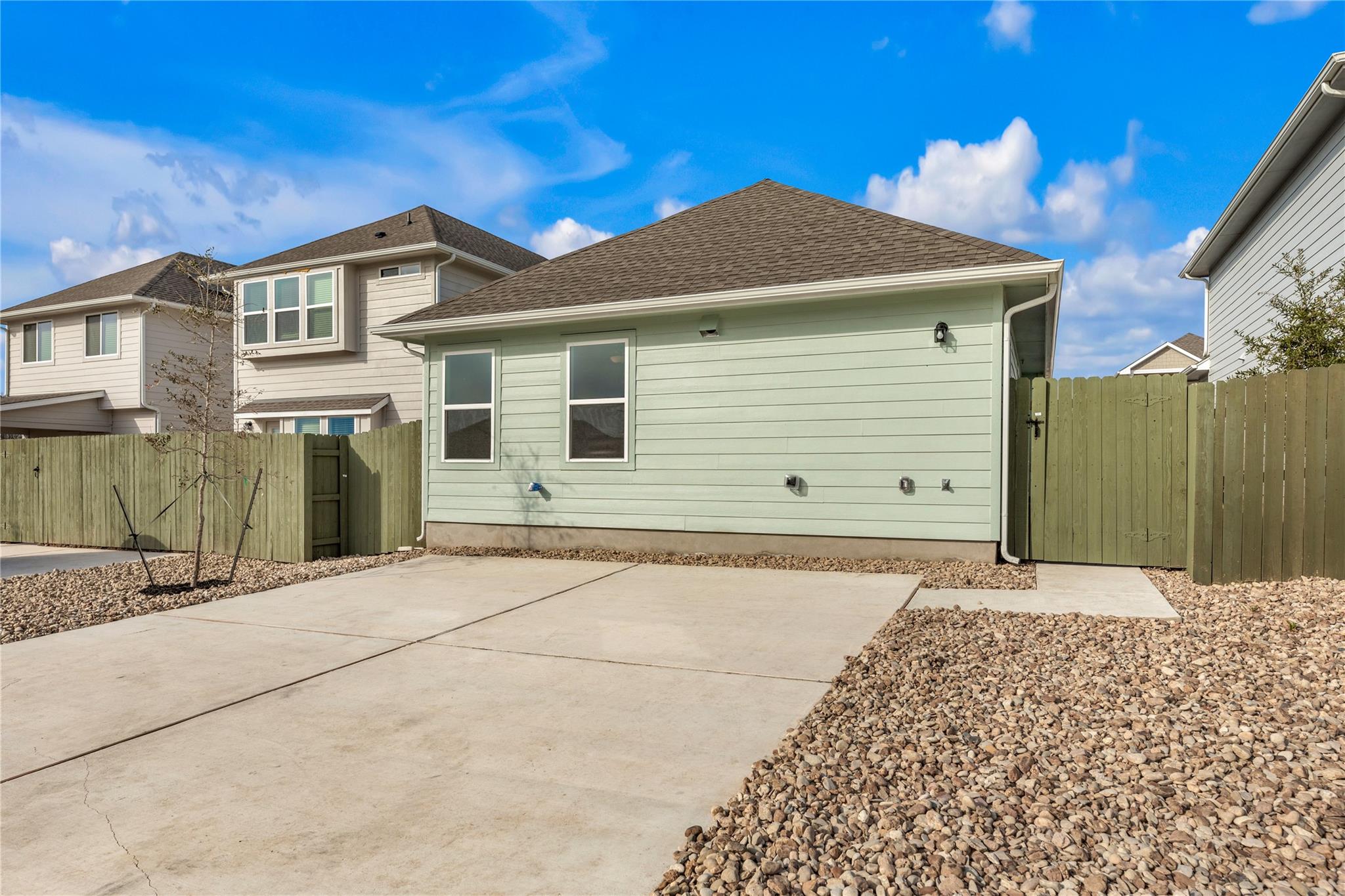 9505 Morning Iris Drive Manor TX 78653