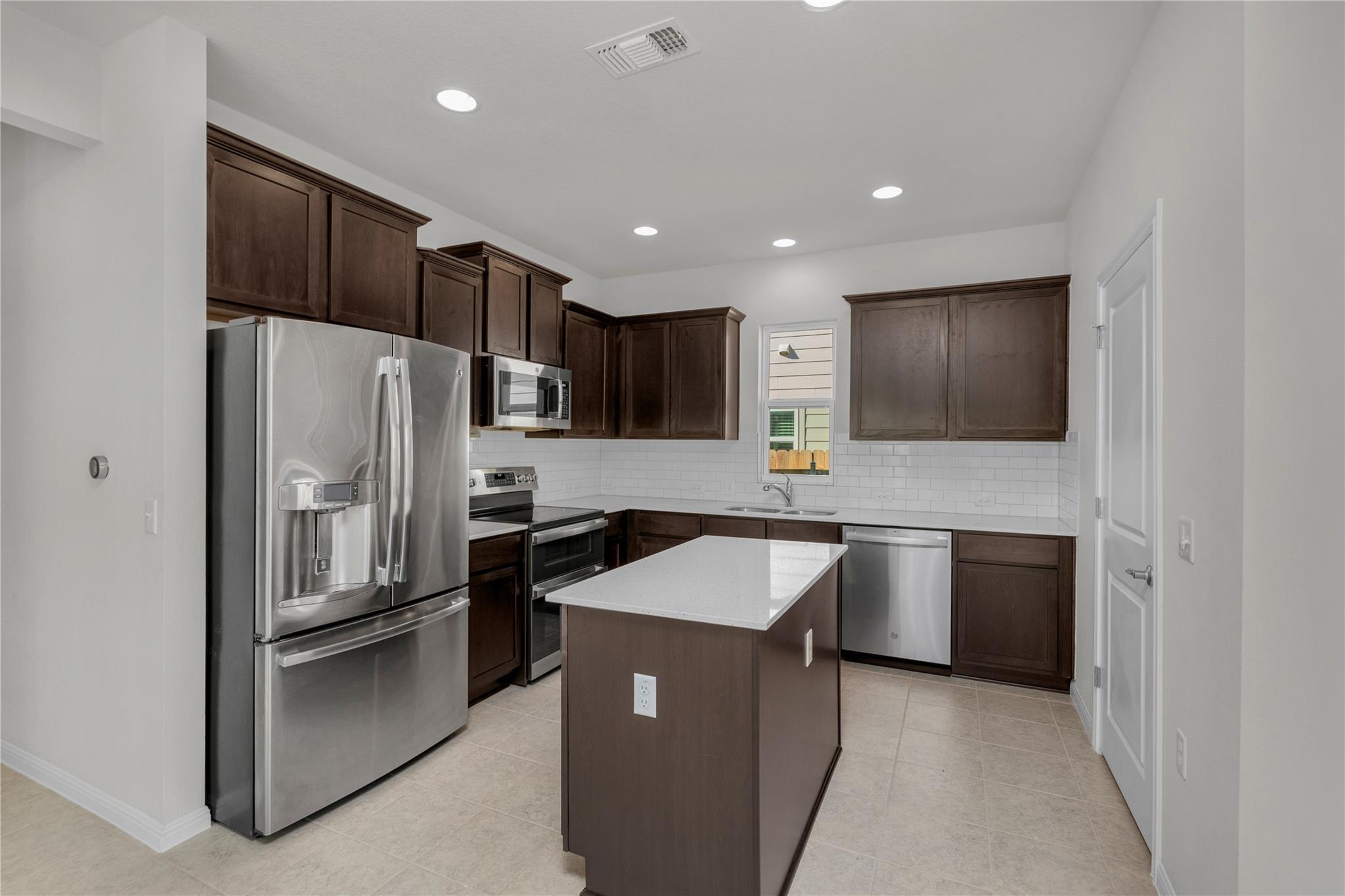 9505 Morning Iris Drive Manor TX 78653