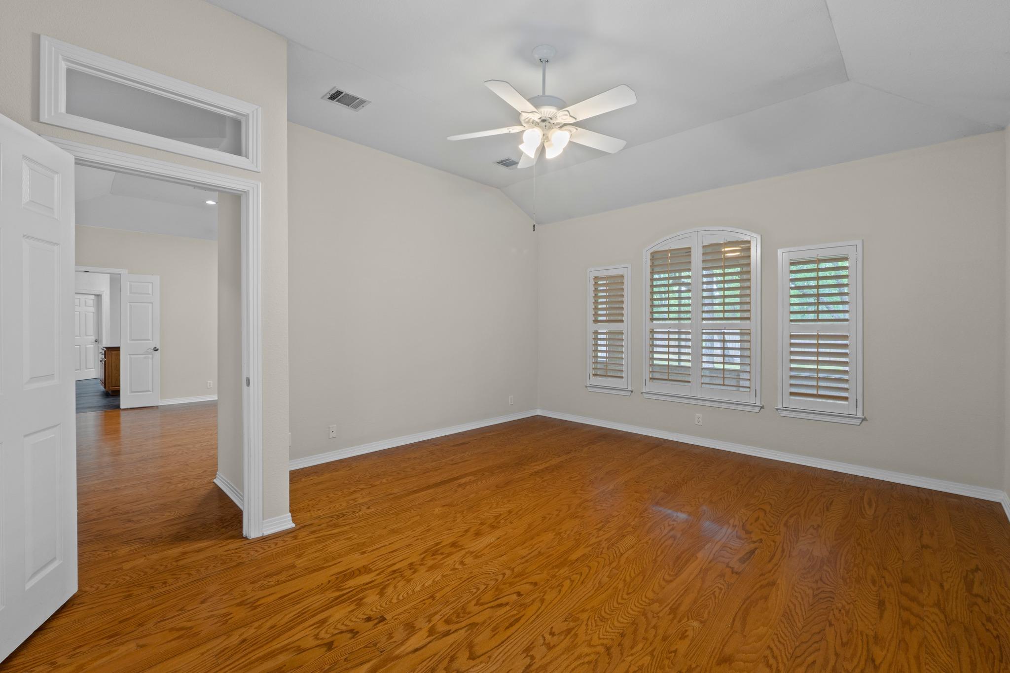 10004 Liriope Cove Austin TX 78750