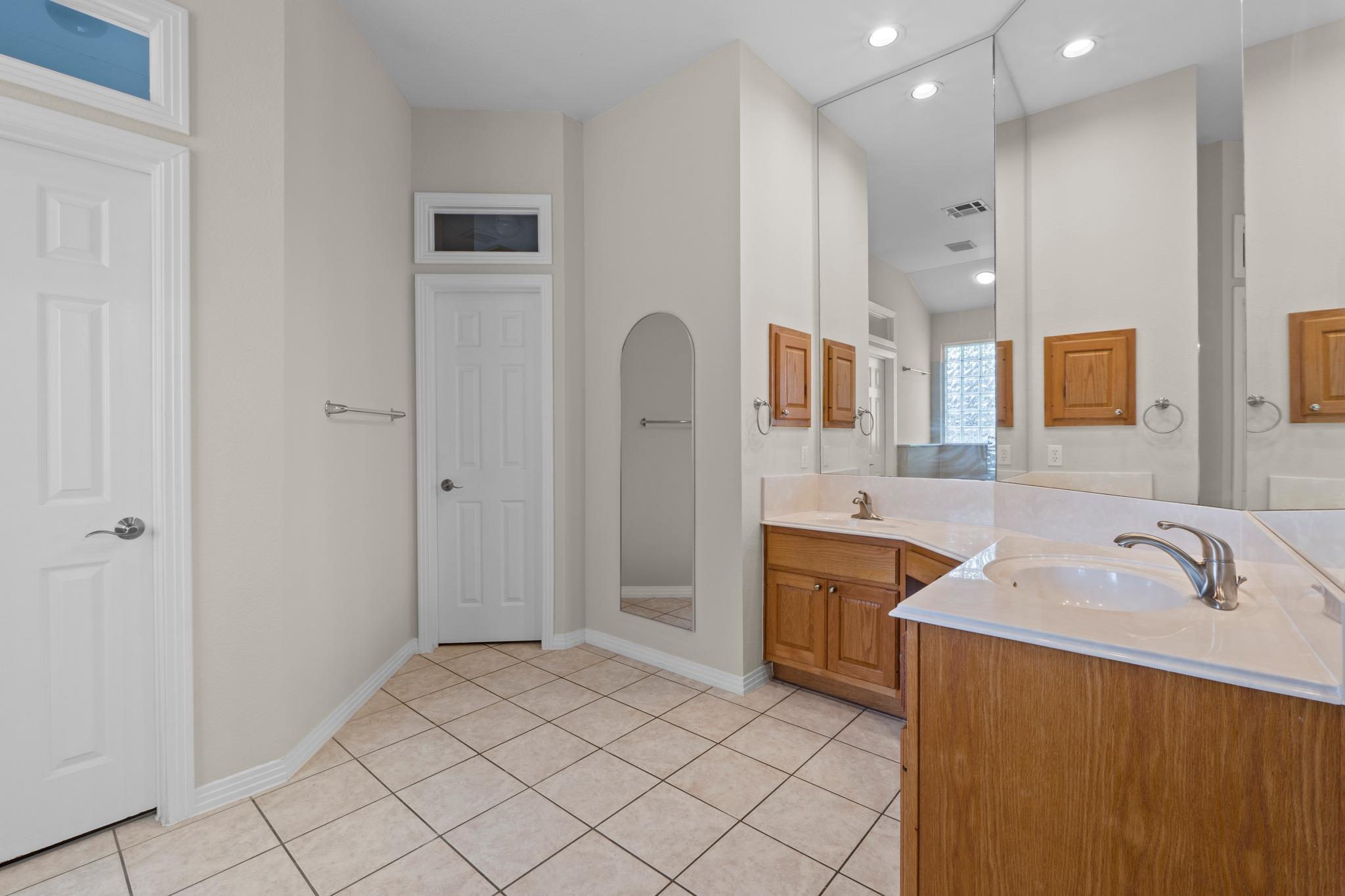 10004 Liriope Cove Austin TX 78750