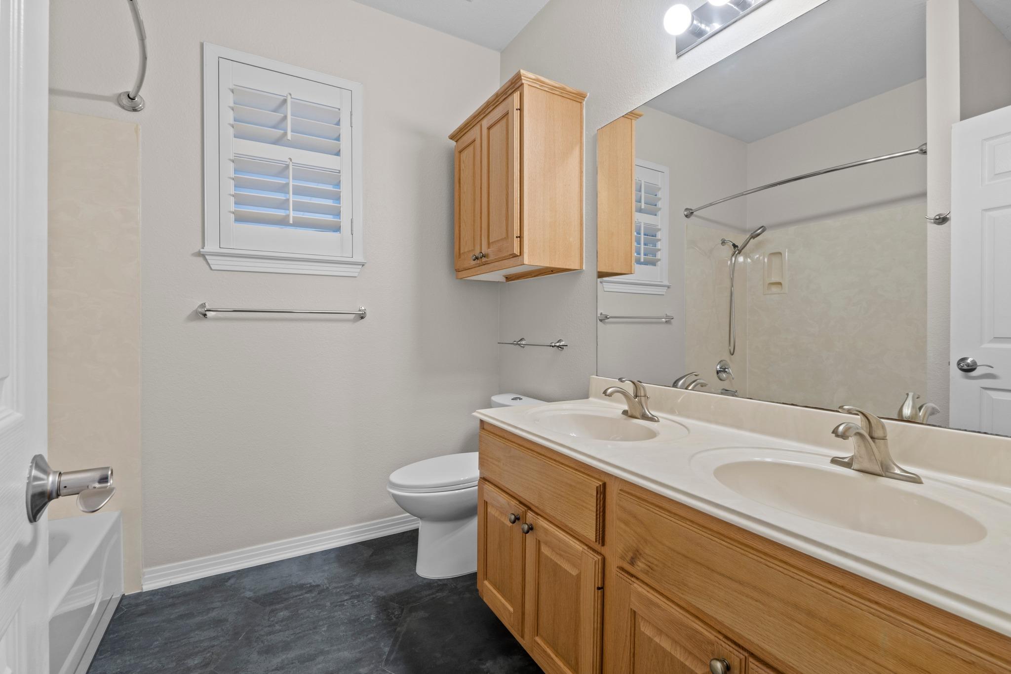 10004 Liriope Cove Austin TX 78750