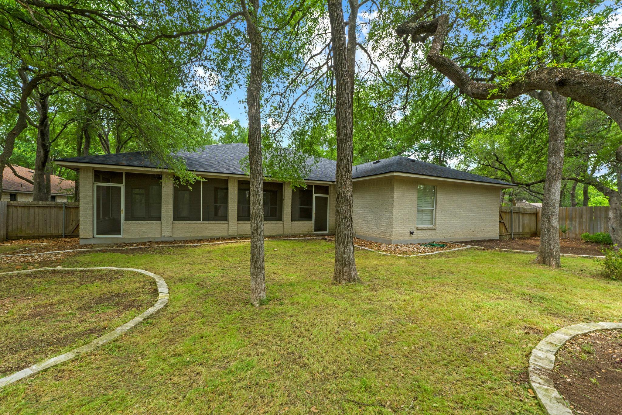 10004 Liriope Cove Austin TX 78750
