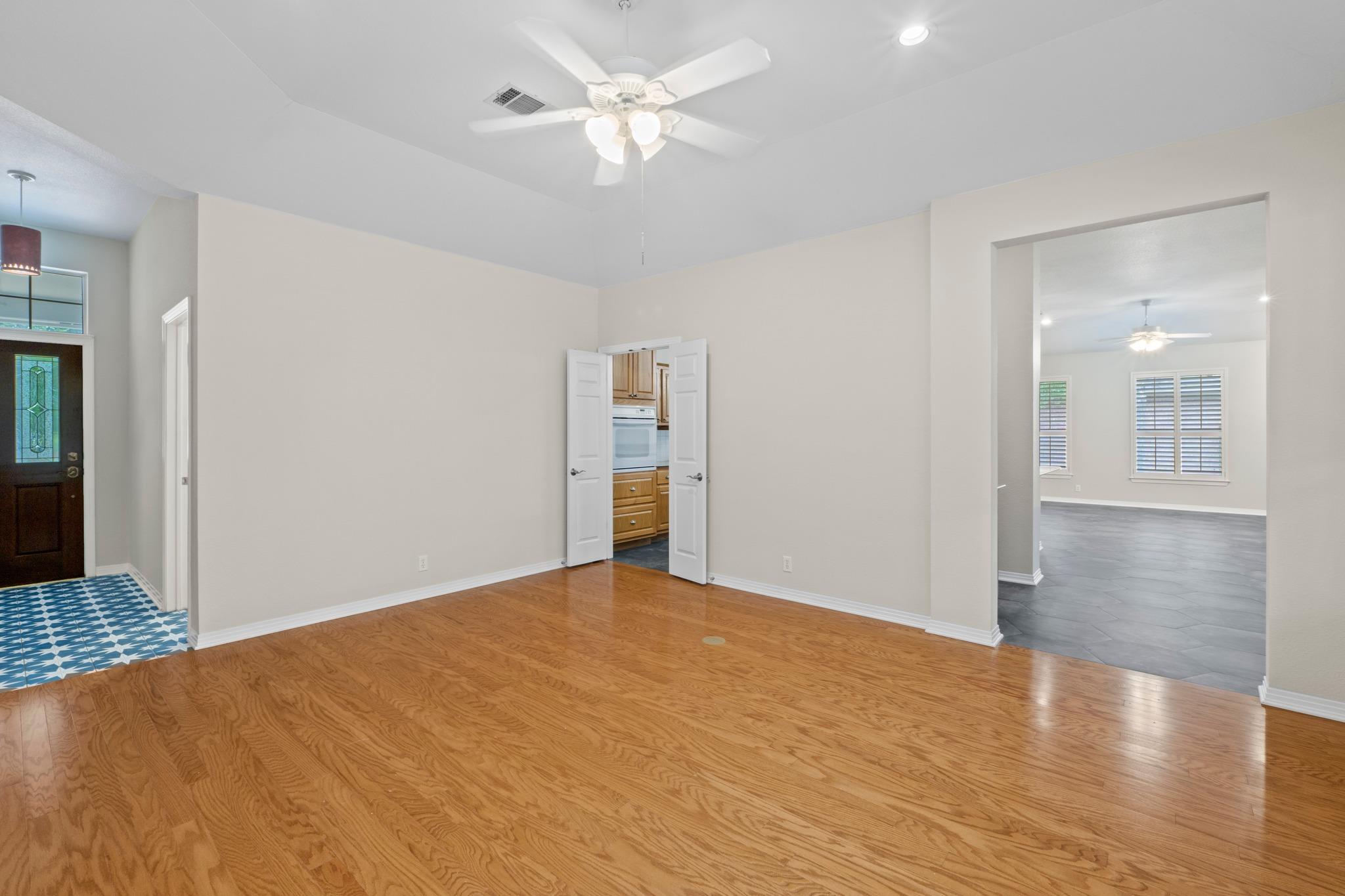 10004 Liriope Cove Austin TX 78750